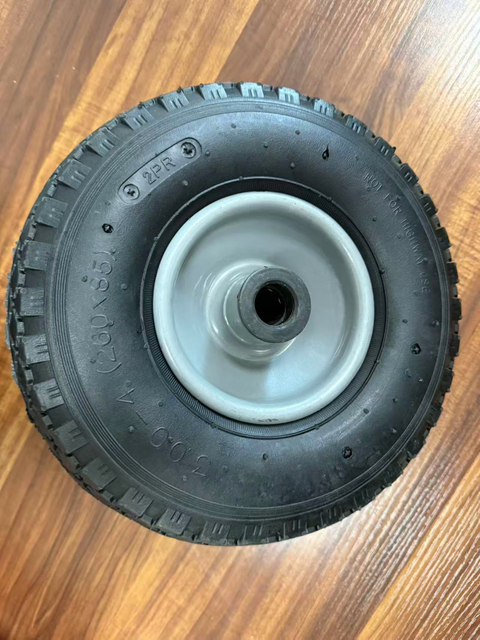 Ruota in gomma pneumatica 3.00-4 di alta qualit&agrave; per carrello a mano